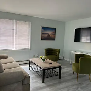 Apartment Crystal Sands Phila Ave 